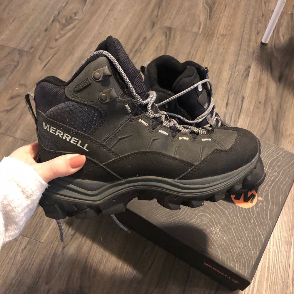 Merrell Thermo Chill Mid Waterproof Hiking Boots